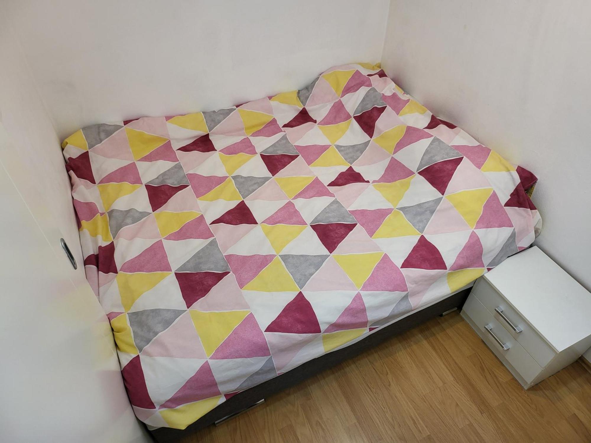 Stan Na Dan Prnjavor, Gajba U Centru Appartement Buitenkant foto